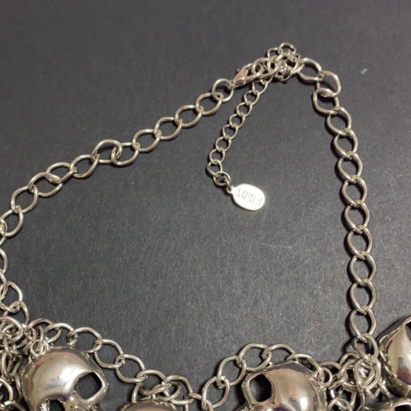 🖤LUCIA💕skull 💀 necklace - Picture 8 of 9